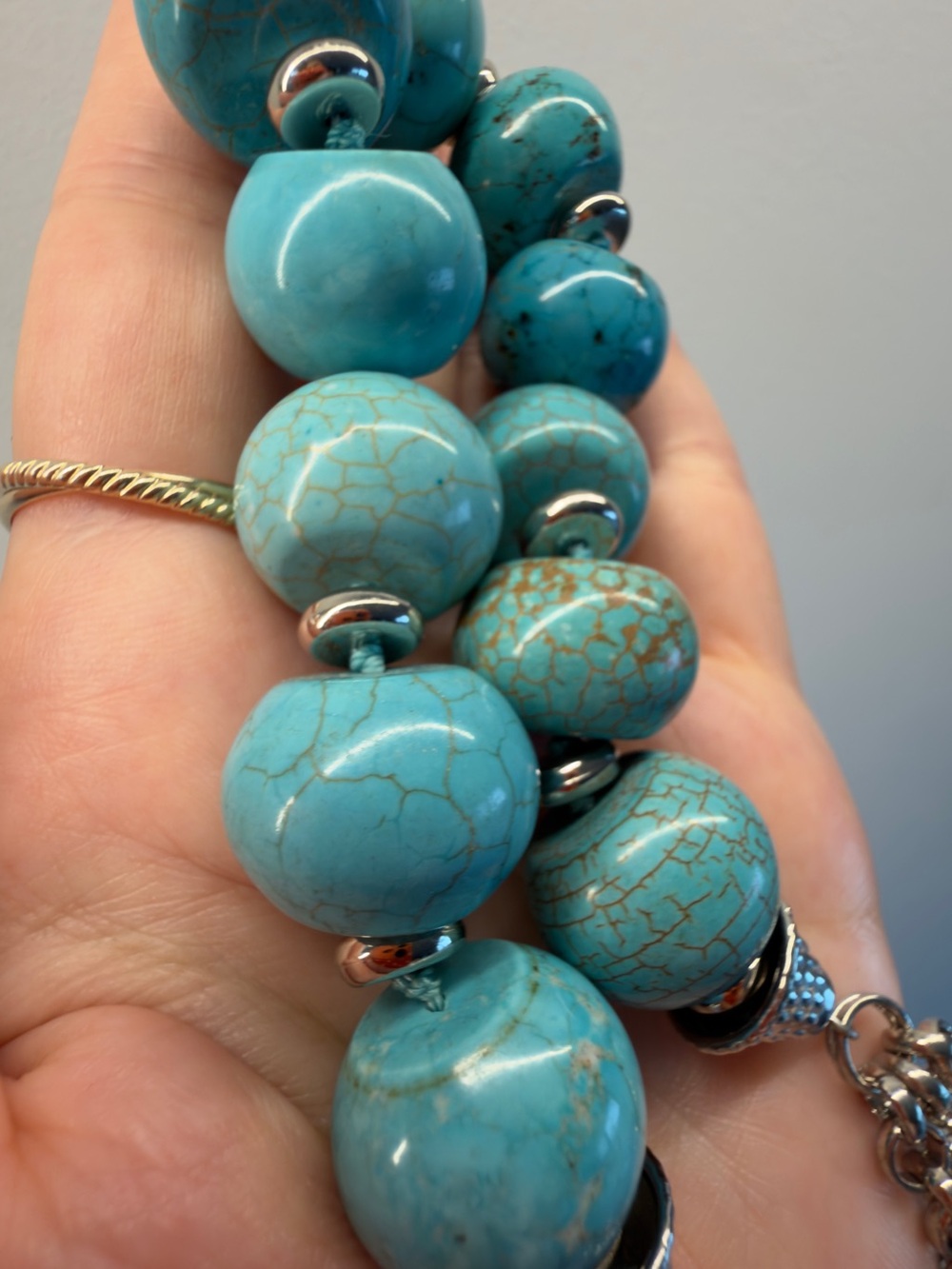 Set of 2 Statement Stone Pendant Necklaces – Women’s Jewelry 🩵